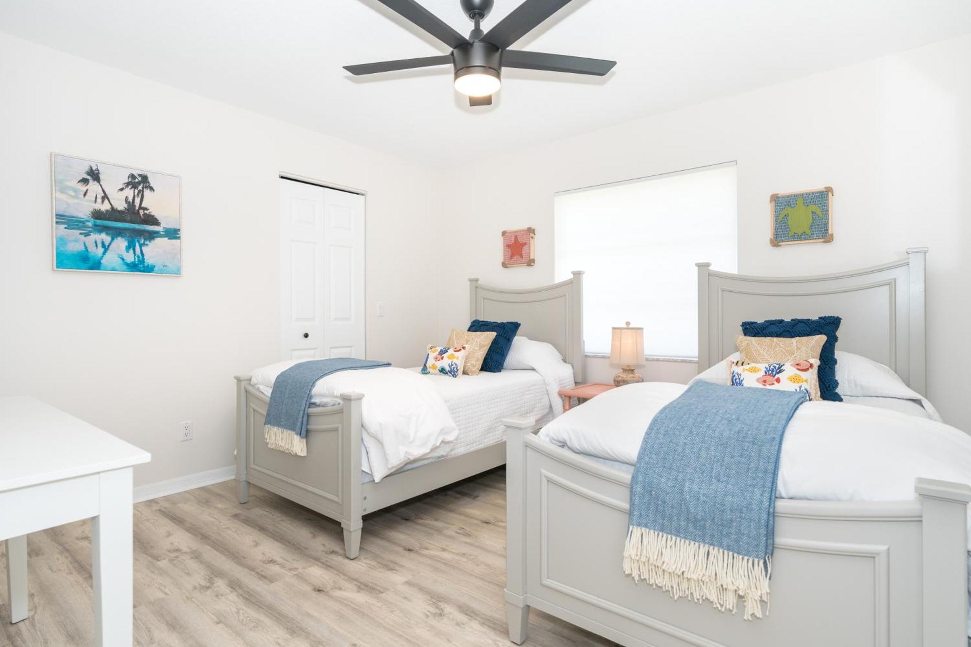 Beautiful Spacious Home! Close To Beaches - Heated Private Pool Englewood
